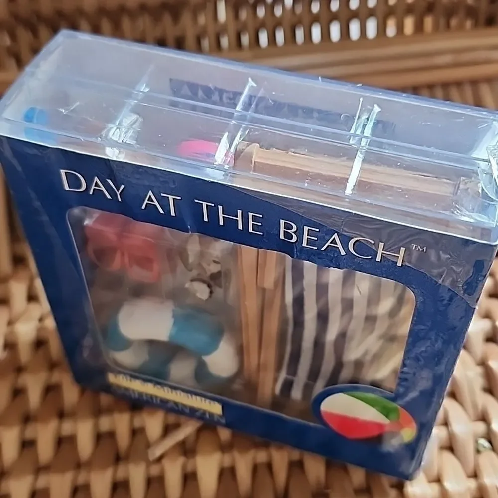Beach! Novelty Day At The Beach Desk Top Miniature Display